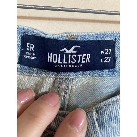 Hollister Lightwash Destressed Jeans Utra High Rise Mom Jean 5R W27 L27 - Picture 3 of 4